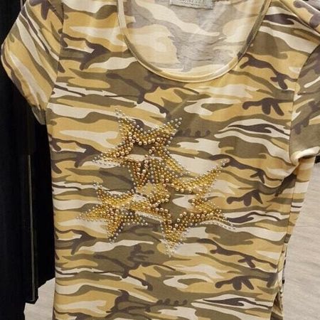 Schimmerndes Shirt mit Goldprint.