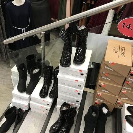 Verschiedene Schuhe.