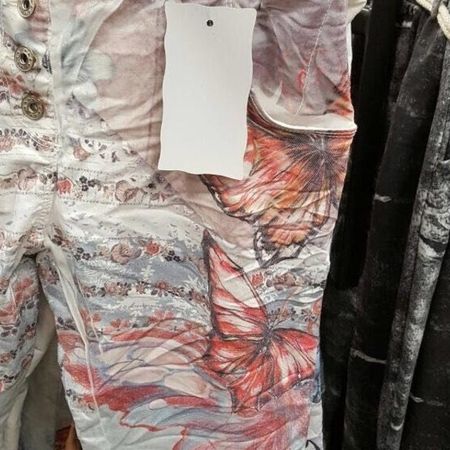 Hose mit ausgefallenem Muster
